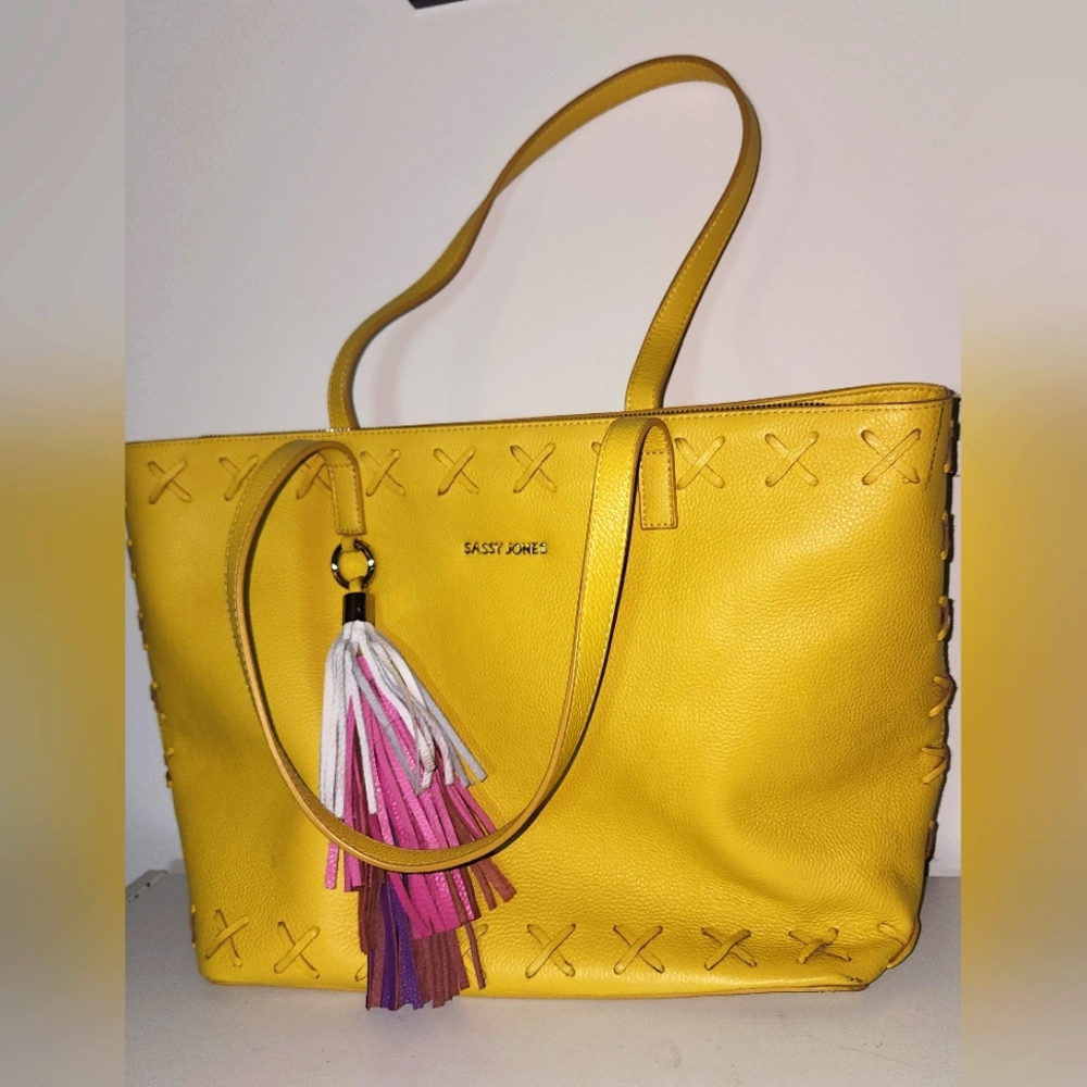 Sassy Jones Leather Shoulder bag